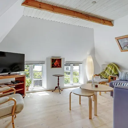 1 Bedroom Front In * סבנדבורג